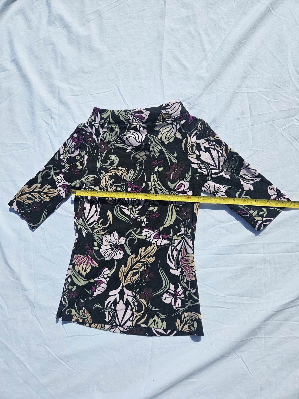 Black Floral Quarter Sleeve Top Size S Made In Europe